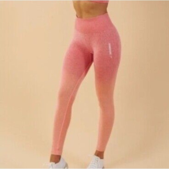 GymShark Pink Coral Ombre Seamless Set - Picture 3 of 7